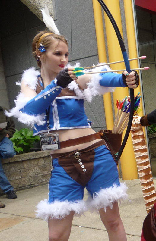 A Ragnarok Online archer cosplayer at ACen 2010